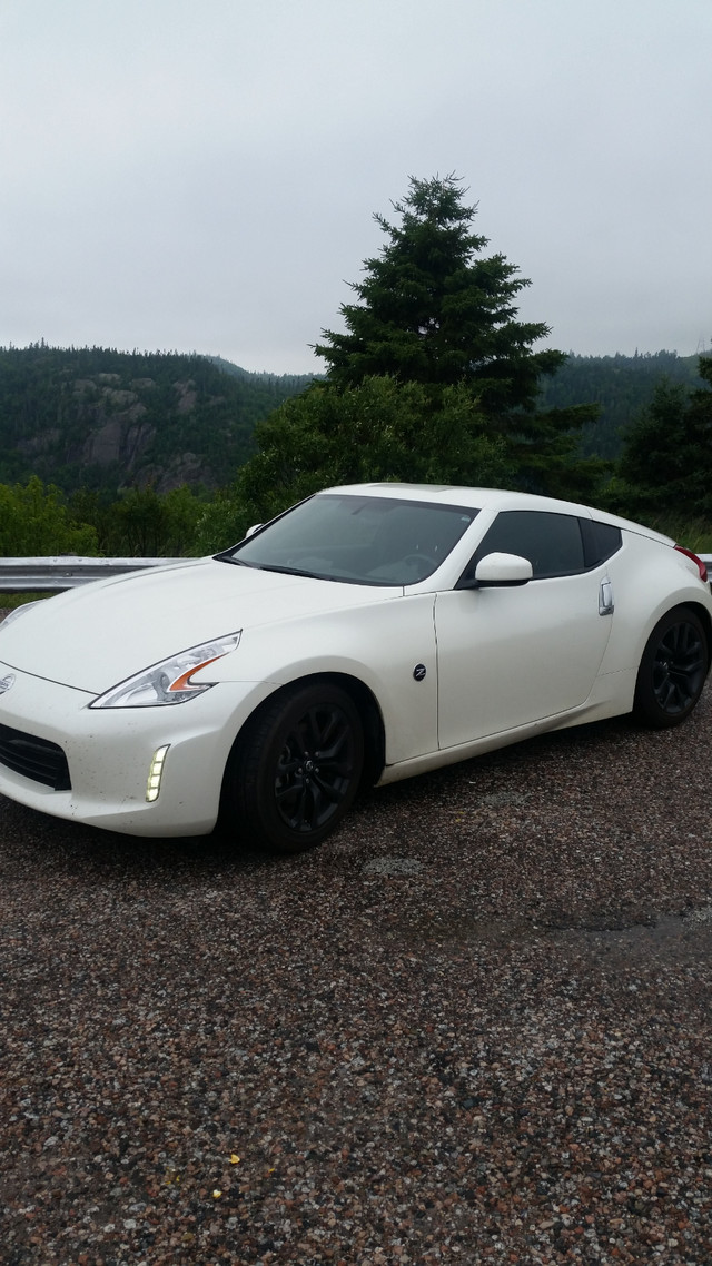 Nissan 370z 2016 dans Autos et camions  à Gaspésie - Image 3