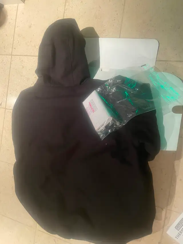 XL DAKOTA MEN HOOD DUCK JACKET COAT THERMAELECTRIC NEW IN BOX in Men's in Oshawa / Durham Region - Image 5
