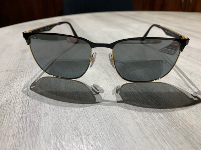 Ray-Ban sunglasses  in Other in Ottawa - Image 2