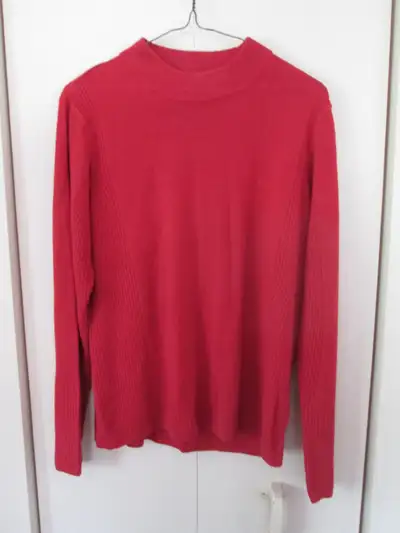 ladies red sweater (size 12) new never worn, View more