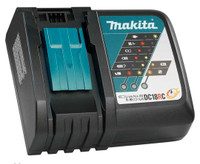 Chargeur Makita très rapide (9 amp.) neuf.