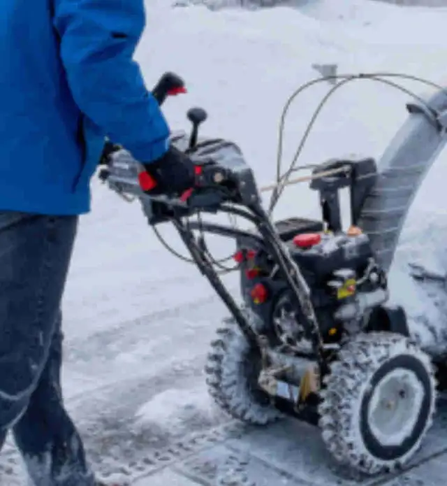 SNOW REMOVAL 64639723116802120