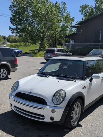 Drives and runs great. Fun to drive. 5 speed manual Key features include: heated seats, moon roof, c...