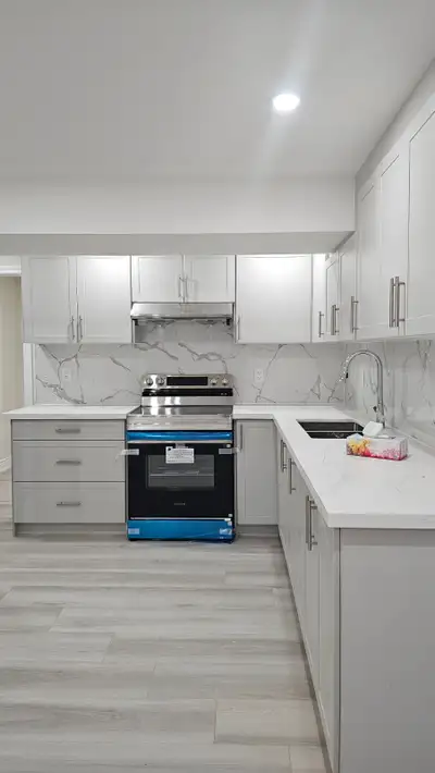 Newly built 2 Bedroom Legal Basement apartment with Separate Entrance, with Enlarged windows, 1 Wash...