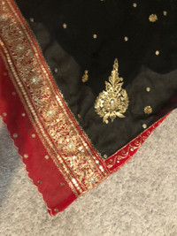 Size 40 sari blouse with black sari