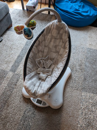 Mamaroo baby swing