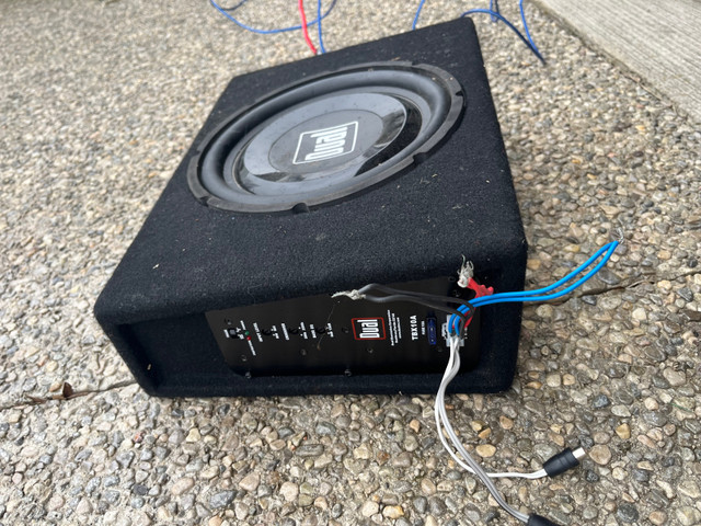 Dual Electronic Subwoofer Set in Speakers in Oakville / Halton Region - Image 2