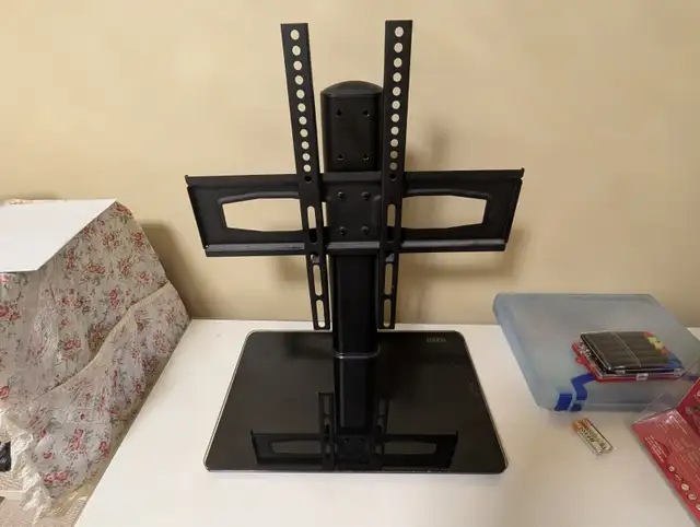 Fitueyes Universal Swivel TV Stand / Tabletop Mount in Video & TV Accessories in City of Toronto - Image 5