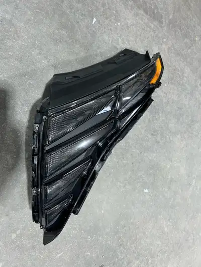 2023 Hyundai Tucson LH Daytime running light. Good used $500 2023 Hyundai Tucson LH headlight one ta...