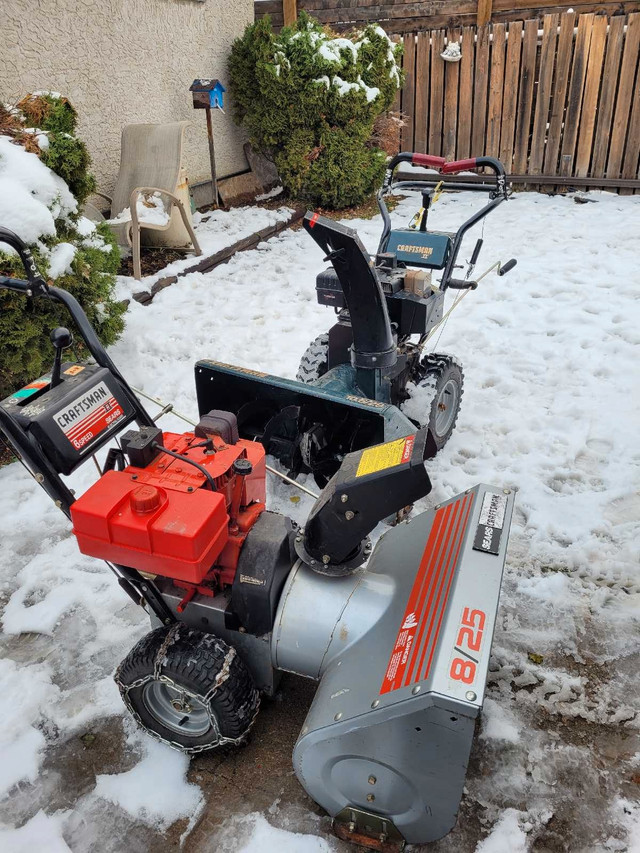 Snowblowers/lawnmowers in Lawnmowers & Leaf Blowers in Regina