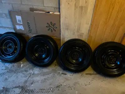 16” Winter Michelin Tires 215/55 R/ 16 & Rims in Excellent Condition used only one season from 25 Ho...