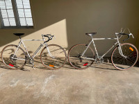 2 Vélos Vintage PEUGEOT 10 vitesses original et identique (1974)