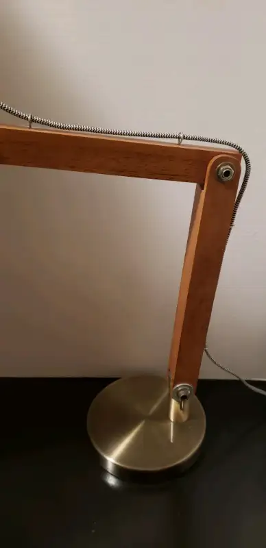 Vintage desk lamp in Indoor Lighting & Fans in Mississauga / Peel Region - Image 4