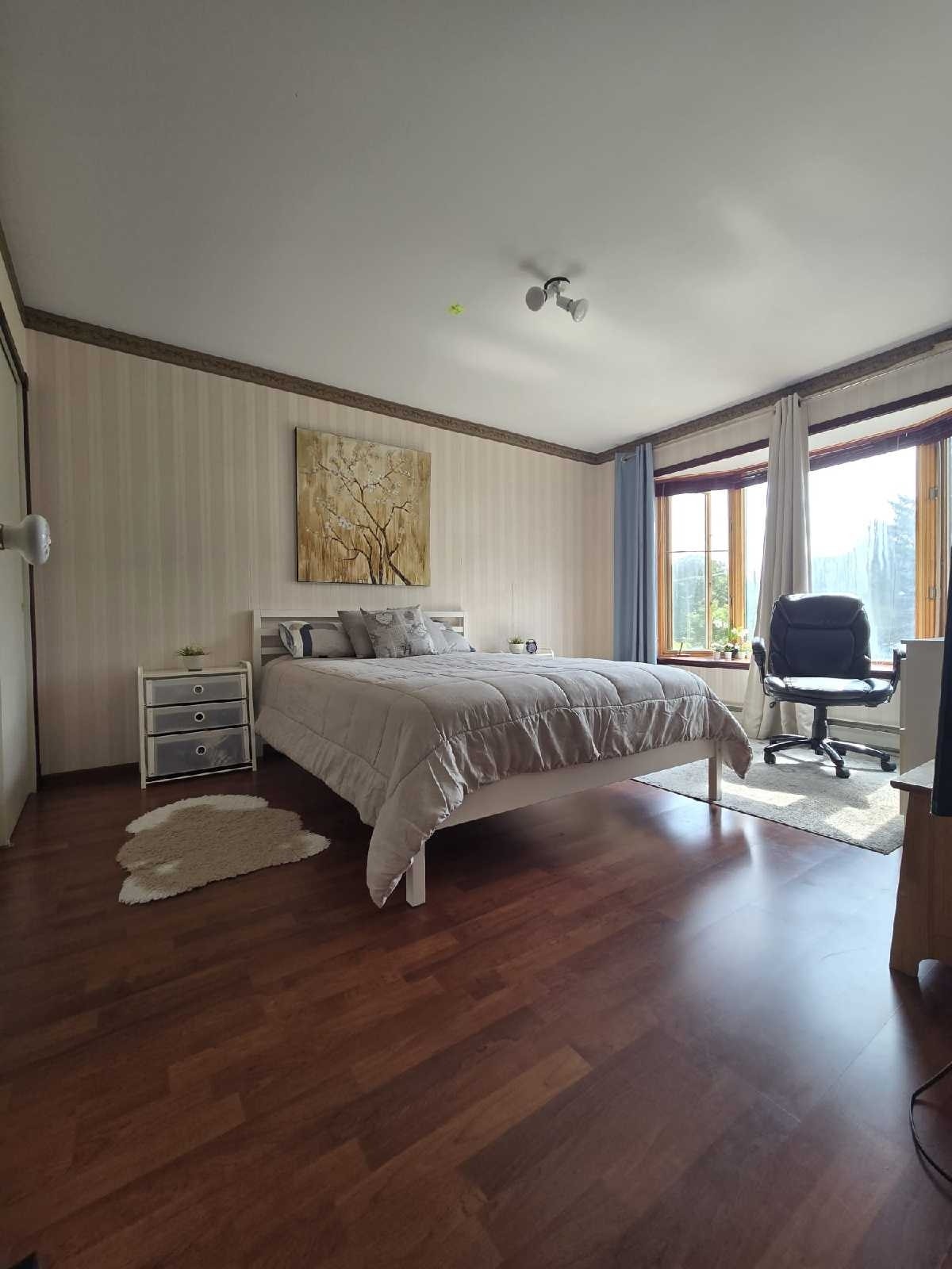 428 Pl. de l'Épervière — photo 3