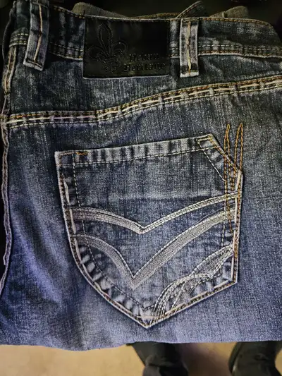 Men's "Urban Heritage" jeans, View more