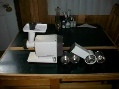 Hachoir à viande et à légumes, View more