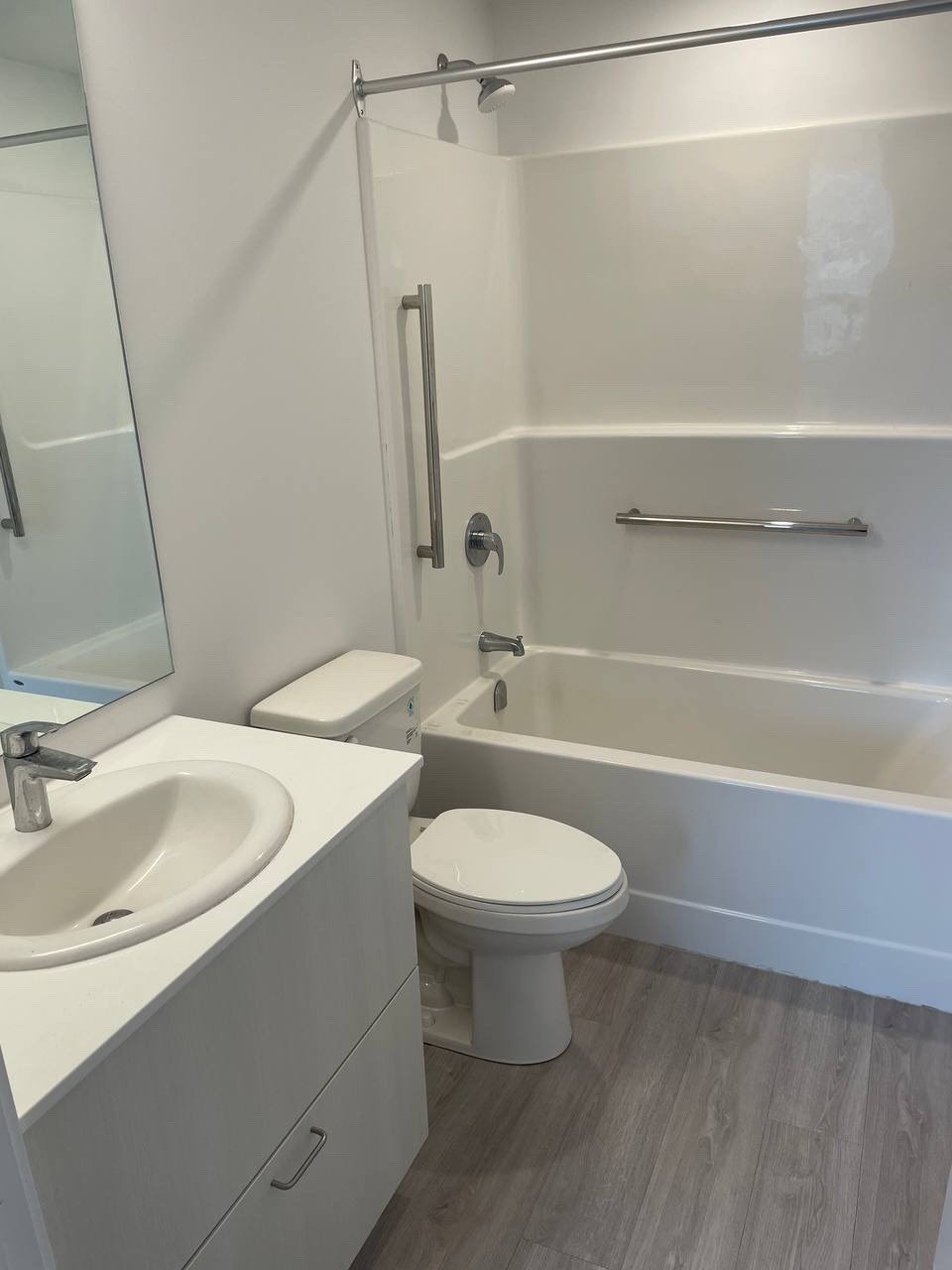 2 Bed/2 Bath at 160 Centre Street (Move-In Ready) 4