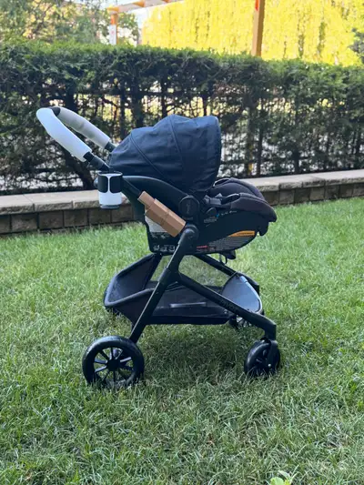 Evenflo LiteMax Infant Seat with Stroller Frame, View more