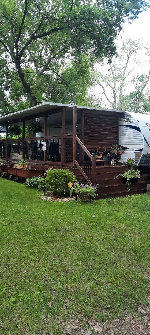 2012 forest cherokee  Trailer.  in Travel Trailers & Campers in Guelph