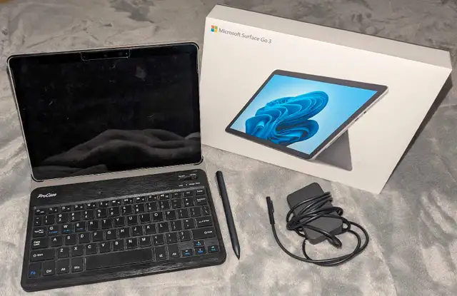 Microsoft Surface Go 3 Like-New Condition, Touchscreen Laptop in iPads & Tablets in Kitchener / Waterloo - Image 2