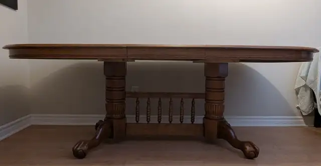 Dinning room solid  wood table. (no chairs) in Dining Tables & Sets in City of Toronto - Image 9
