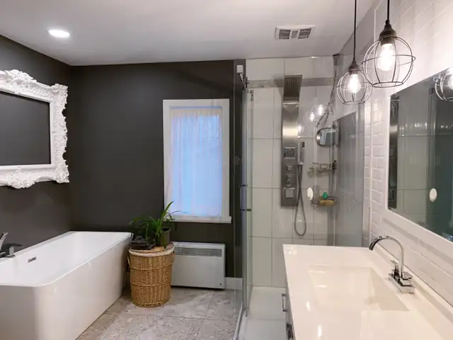 CHALET **Lac Selby** Dunham (Cantons de lEst) - Mois de FÉVRIER in Quebec in Canada - Image 7