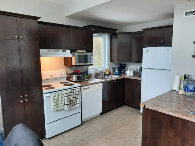 Chalet bord de l eau in Quebec in Canada - Image 11