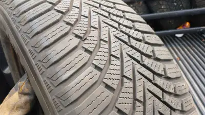 819-230-9767 DOT 3623 2-Winter Certified 205/60R16..8-9/32nd tread $120. CASH for the pair