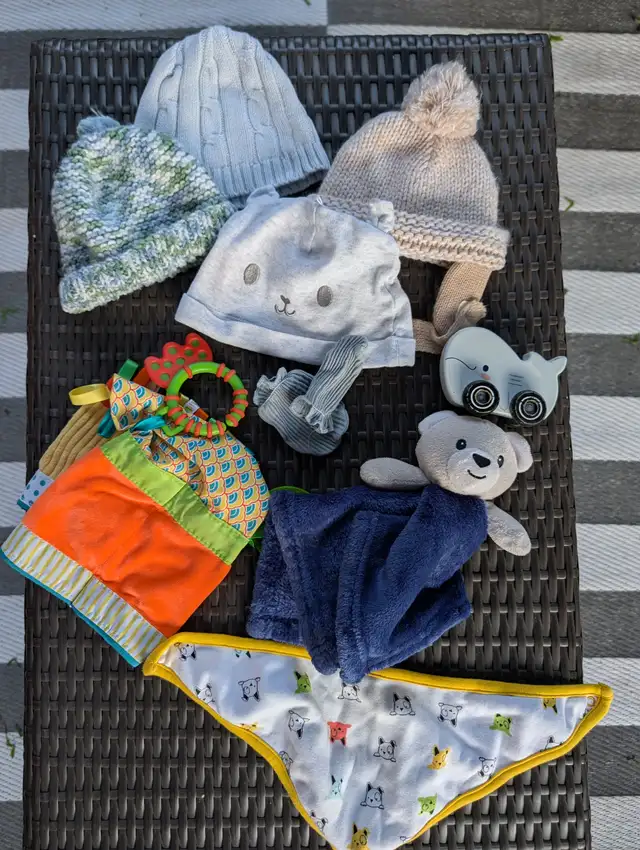 Baby items, $2 for all in Multi-item in Kitchener / Waterloo - Image 2