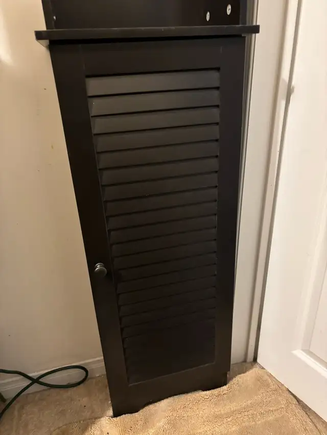 Brown Wooden Storage Cabinet with Shelves in Bookcases & Shelving Units in Oakville / Halton Region - Image 4