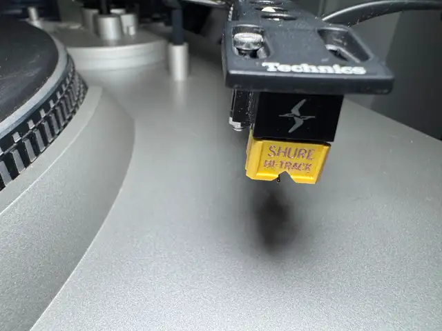 Technics SL3200 Direct Drive Turntable w Shure M91ED Cartridge in Stereo Systems & Home Theatre in City of Toronto - Image 9