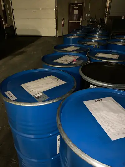 Build a smoker, burn stuff, bury your money! 55gallon steel drums w/ steel banded lids Near new cond...