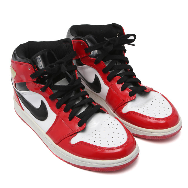 VTG Nike Air Jordan 1 Chicago 2003 Sneakers (Replica) Red White in Men's Shoes in Oakville / Halton Region - Image 2