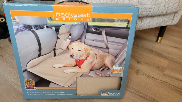 Kurgo backseat bridge backseat cover in Accessories in Peterborough