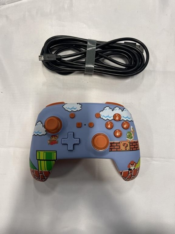 Nintendo Switch Super Mario Bros. Enhanced Wired Controller in Nintendo Switch in Burnaby/New Westminster - Image 2