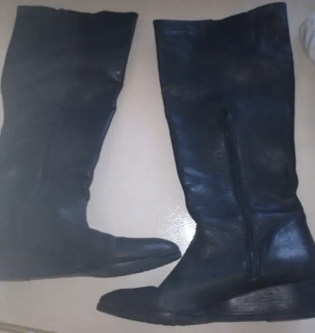 Women`s Boots size 9 Black or Taupe leather Aldo in Women's - Shoes in City of Toronto - Image 5