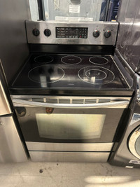 SAMSUNG 30  INCH W FREESTANDING ELECTRIC STOVE RANGE  OVEN