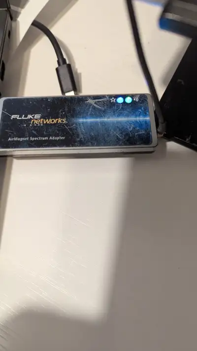 Analyseur de spectre Wi-Fi AirMagnet Spectrum XT Fluke 2,4/5 GHz, View more