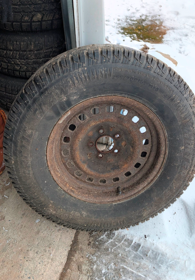 4 -  255/70R16 Arctic Claw Winter Tires On Rims in Tires & Rims in Dartmouth - Image 4