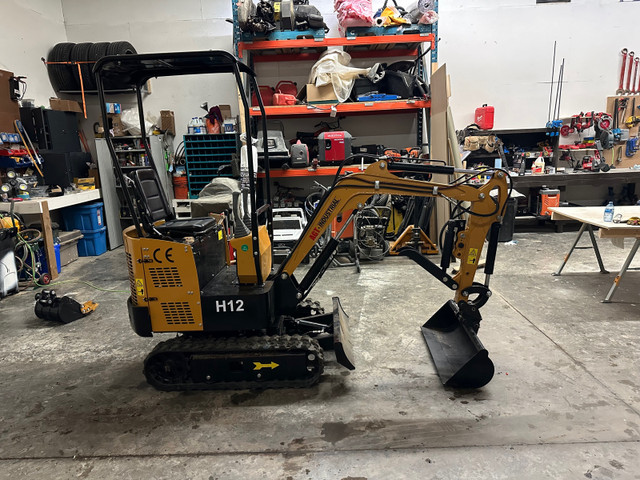 1 ton mini excavator for rent  in Other in Grande Prairie - Image 2