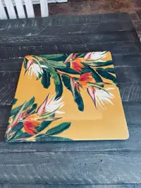 Beautiful 16"x16" decorative serving platter