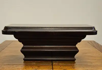 STUNNING VTG 1990'S THE BOMBAY COMPANY WOOD ACCENT WALL FLOATING SHELF CRAFTED FROM HIGH QUALITY MAH...