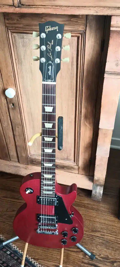 Gibson Les Paul Studio, View more