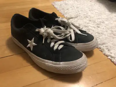 Selling a pair of men’s black Converse One Star low cut running shoes. Great condition. Size 9.5. As...