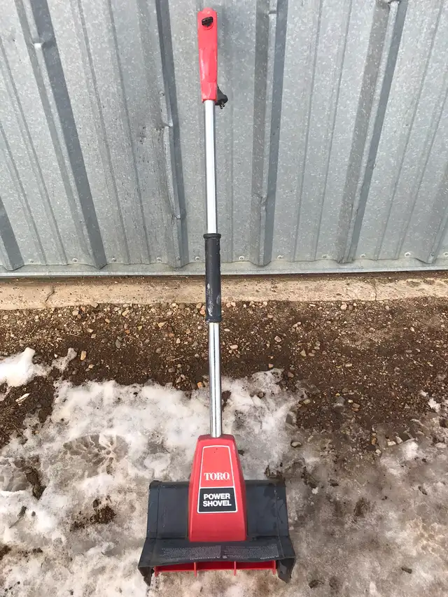TORO SNOW SHOVEL ELECTRIC POWER63735879077633121