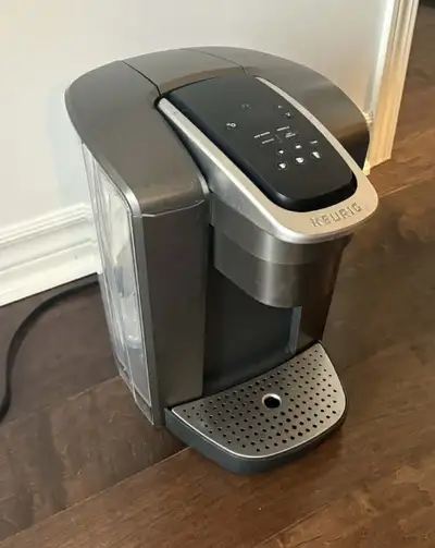 Keurig® K-Elite K90 Single Serve Coffee Maker w/ Iced Setting Features: 5 brew sizes: 4, 6, 8, 10, a...
