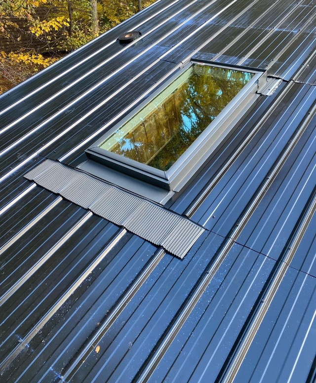 Roofing Kitchener Waterloo - Metal and Fiberglass Shingles in Roofing in Kitchener / Waterloo - Image 2