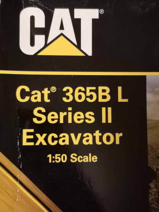 Brand New Norscot CAT 365B L Series 2 1:50th Scale Excavator in Arts & Collectibles in Cambridge - Image 2