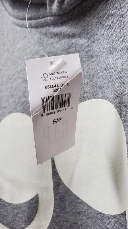 Unisex GAP hoodie brand new in Other in Kitchener / Waterloo - Image 4