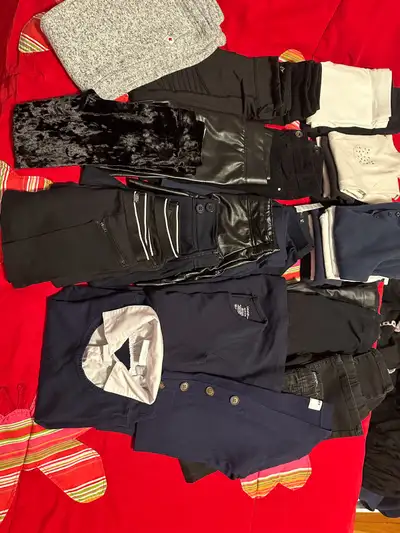 vêtements d’école, View more